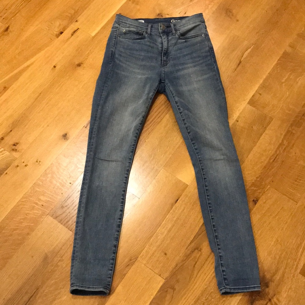 Gap High Rise Skinny Distressed Jeans